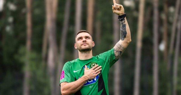 Майбутнє футболіста національної збірної України в Поліссі викликає сумніви - можливість у контракті може змінити ситуацію.
