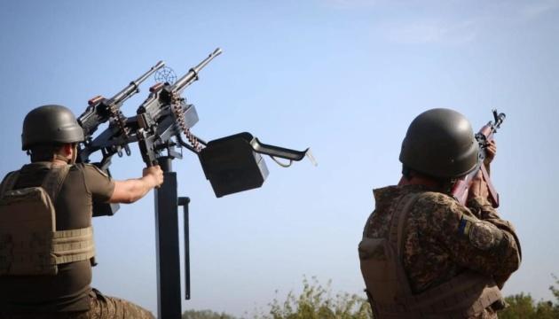 Сили протиповітряної оборони нейтралізували 718 російських апаратів, що здійснювали повітряні атаки, серед яких було знищено сім ракет.