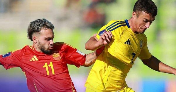 Основні події 7 жовтня: Україна вибула з чемпіонату світу 2025 року, команда Першої ліги уклала угоду з відомим тренером, пішов з життя колишній воротар Карпат.