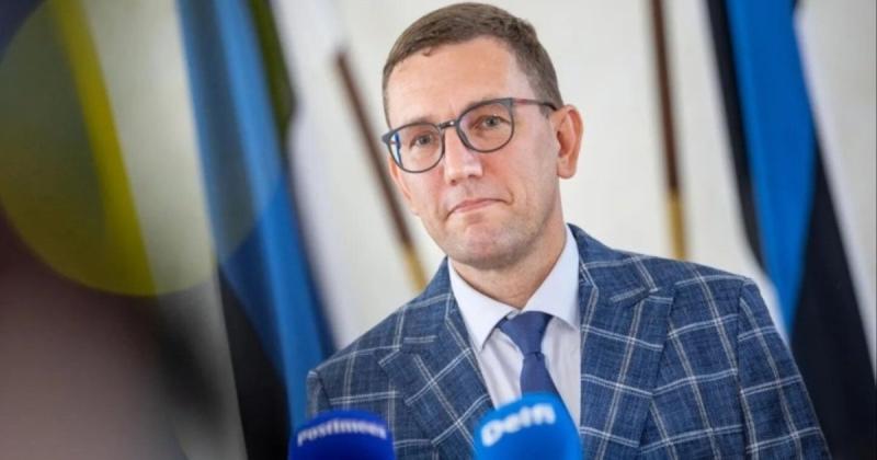 Прем'єр-міністр Естонії Міхал зазначив, що Росії стає все складніше реалізовувати свої плани в нашій країні, через що вона почала вербувати людей у себе.