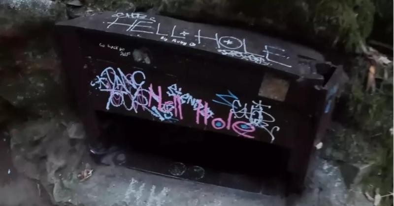 Вчені виявили, що під поверхнею землі ховається небезпечний шлях у вузький тунель.