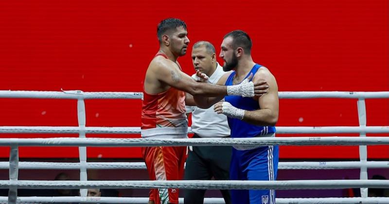 Викинуті з рингу та піддані осуду: на Кубку світу з боксу виникли суперечки за участю українських спортсменів (відео)