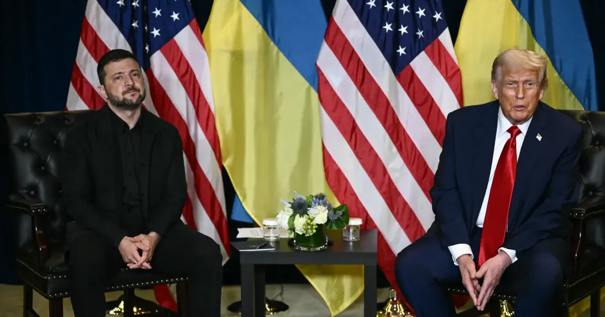 У неділю заплановано переговори між Трампом та Зеленським, метою яких є обговорення мирної ініціативи.