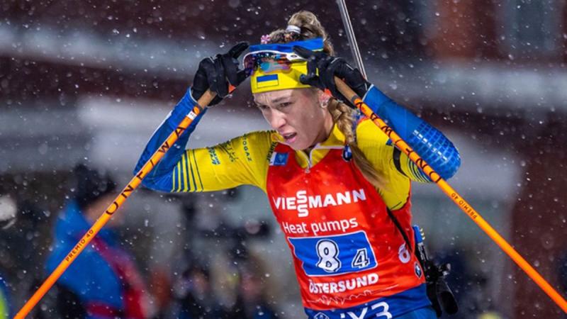 Дві українські спортсменки прагнули підвищити свої шанси у персьюті після спринту на етапі Кубка світу з біатлону - Футбол24.
