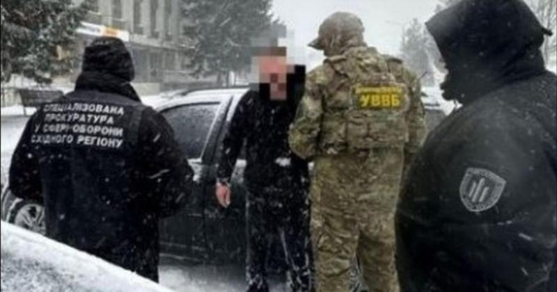 Вісім областей стали ареною для викриття схем ухилення від мобілізації, в яких брали участь військові ТЦК, медики та посередники. За інформацією Офісу Генерального прокурора, 11 осіб отримали повідомлення про підозру. Дивіться відео.