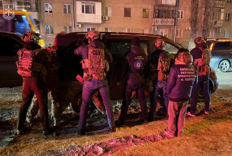 У Одесі затримали трьох осіб, пов'язаних із ТЦК, які викрали чоловіка та вимагали від нього викуп.