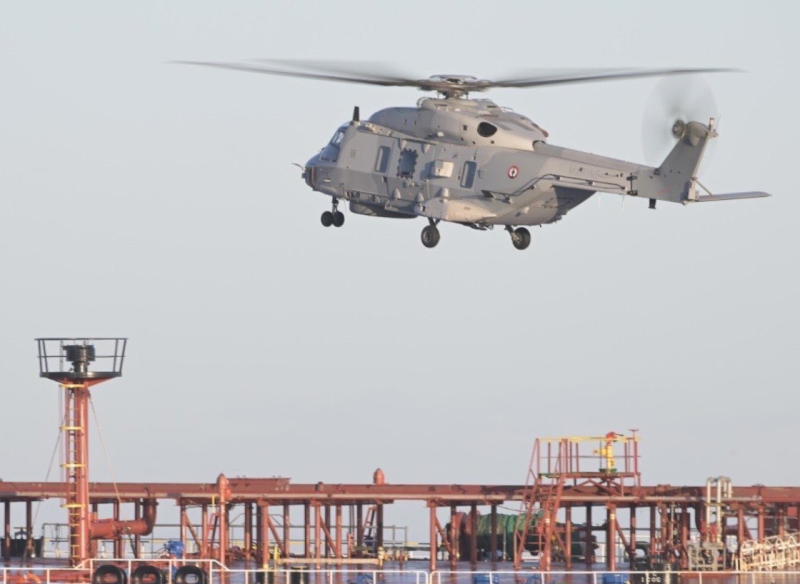 Французькі військово-морські сили захопили танкер, що належить російському тіньовому флоту, під час патрулювання Середземного моря.