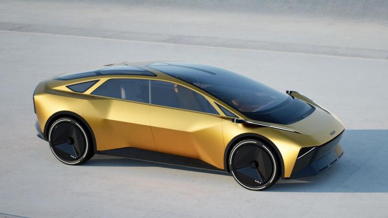 Kia може представити стильний електричний GT EV7, який вразить усіх своїм вражаючим дизайном.