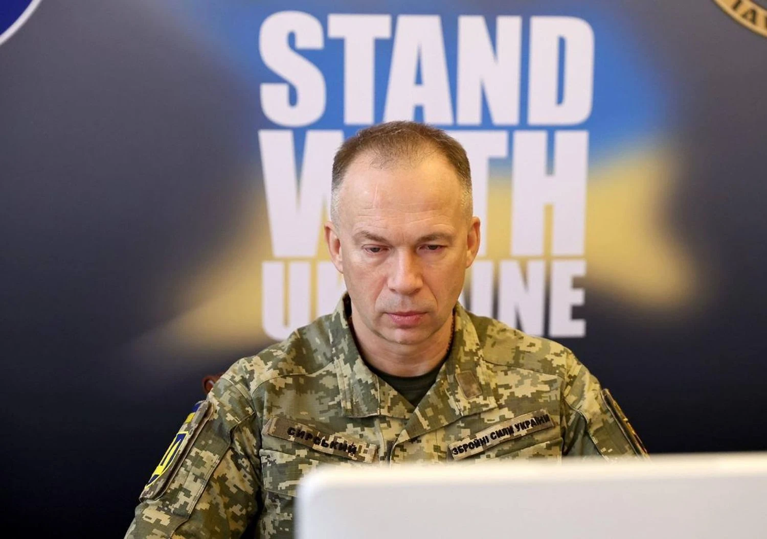 Недостатня кількість засобів протиповітряної оборони не дає змоги забезпечити повноцінний захист критично важливої інфраструктури, наголосив Сирський під час зустрічі Ради Україна - НАТО.