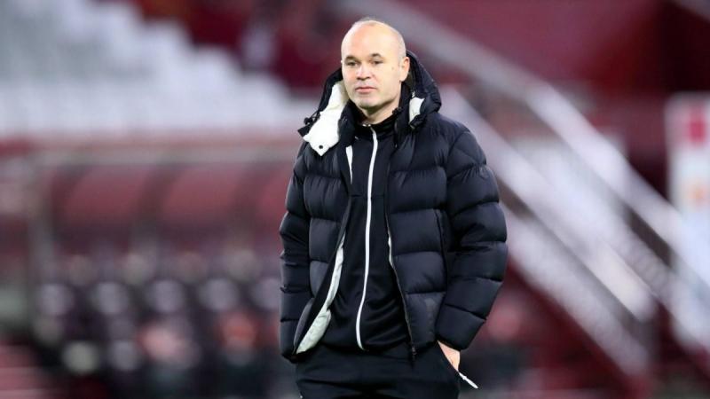 Іньєста може знову вийти на футбольне поле - легенда Барселони отримав неочікуване запрошення - Футбол24.