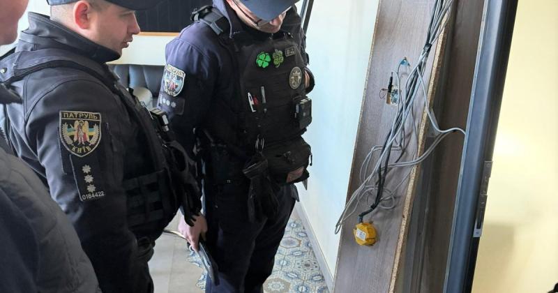 У офісі інженера української оборонної компанії TechEx виявлено систему прослуховування, пов'язану з Росією, - повідомило джерело. ФОТОрепортаж.