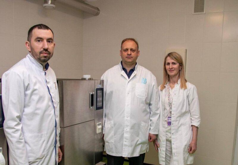 Прикарпатський онкологічний центр отримав плазмовий стерилізатор в рамках співпраці з партнерами.