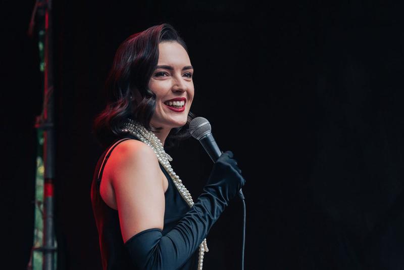 Лєра Мандзюк, зірка українського гумору, 30 квітня в Чернівцях представить свій захопливий проект 