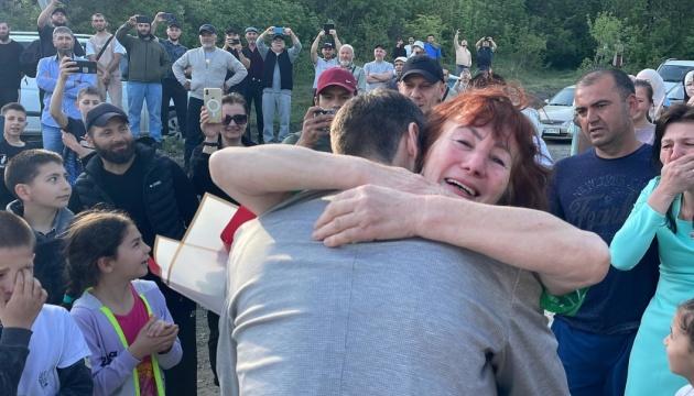 З початку анексії Криму в рамках обмінів було звільнено 10 політичних в'язнів.