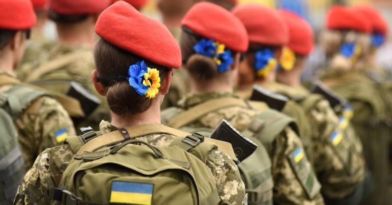 В Збройних Силах України підтримали ініціативу щодо підготовки жінок до захисту країни.