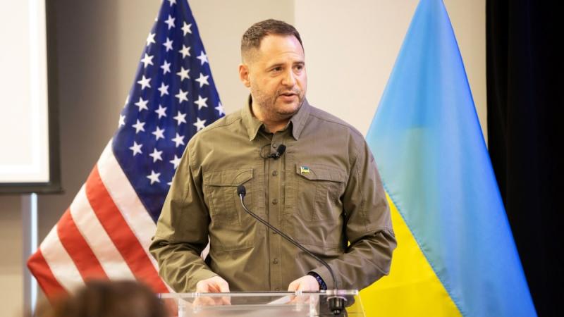 Єрмак визначив умову, необхідну для старту перемовин з Росією.