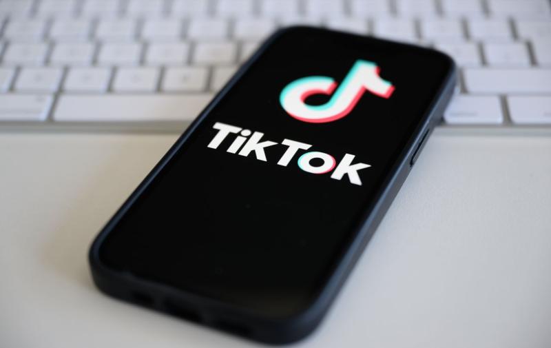 Канада вжила заходів проти TikTok, заборонивши його роботу на своїй території через ризики, пов'язані з національною безпекою.