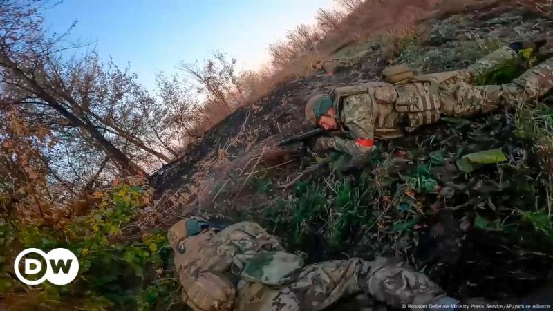 Згідно з повідомленнями, КНДР здійснила постачання артилерійських систем та дальнобійних реактивних систем залпового вогню для Росії.