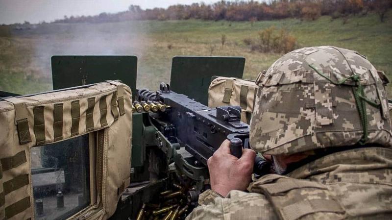 Сили оборони здійснили напад на російську радіолокаційну станцію та два місця скупчення ворога.