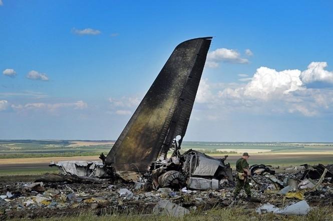 Україна проводить розслідування стосовно заяви Росії про транспортування тіл військовополонених літаком Іл-76.