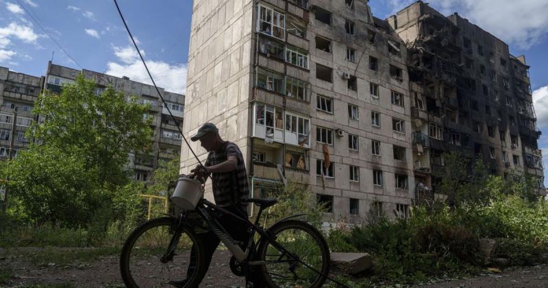 У Торецьку противник закріпив свої позиції на териконах шахти 