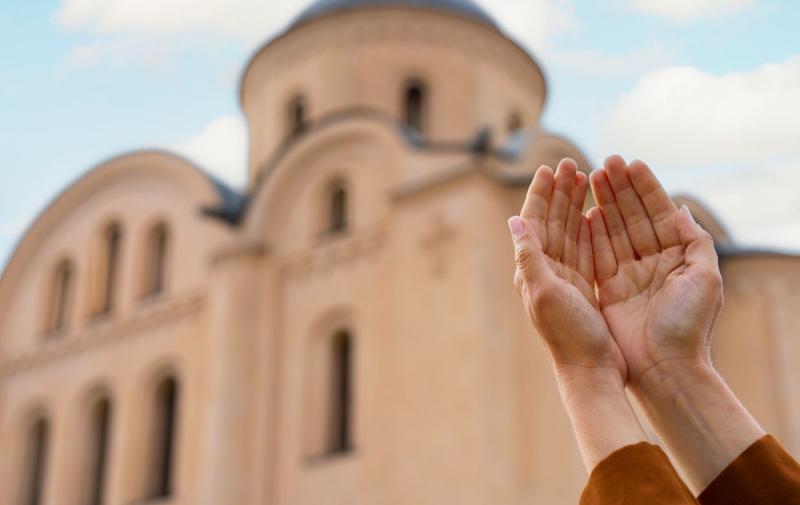 Яке свято відзначається сьогодні, 17 лютого: що заборонено робити, звичаї та прикмети цього дня.