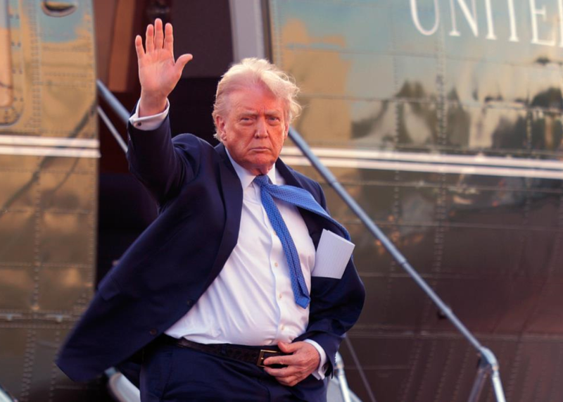 Трамп стверджує, що Зеленський готовий відмовитися від Криму в ім'я миру.
