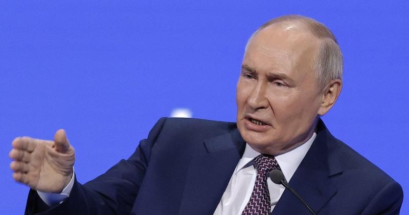 Американські розвіддані свідчать про те, що Путін почав коригувати свої стратегії у війні проти України, повідомляє CNN.