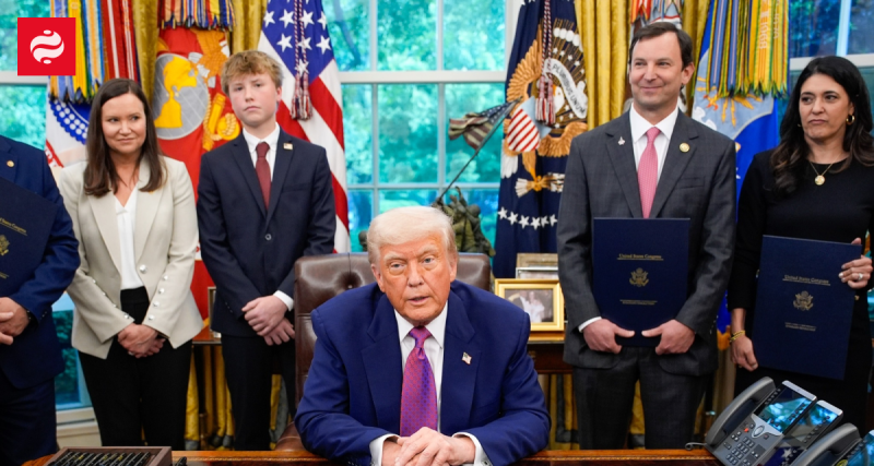 Трамп виступив з заявою до Зеленського і Путіна: Цю безсенсову війну необхідно припинити.