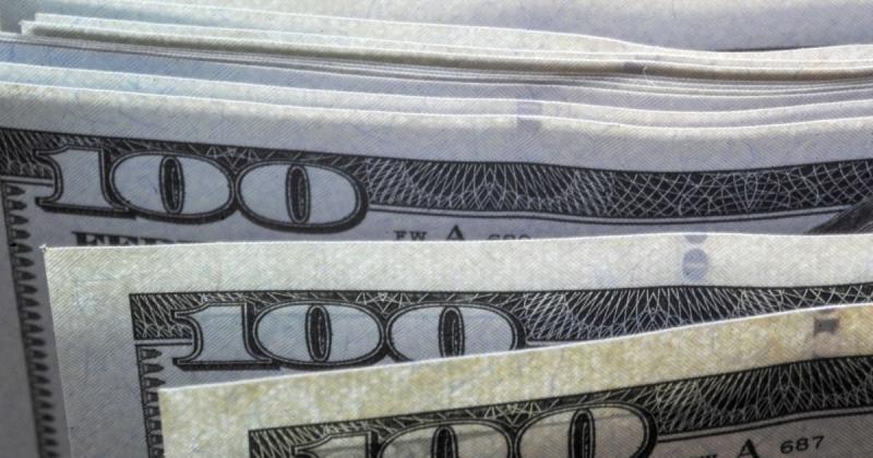 Курс валют на вихідні, 17-18 травня: вартість долара, євро та злотого