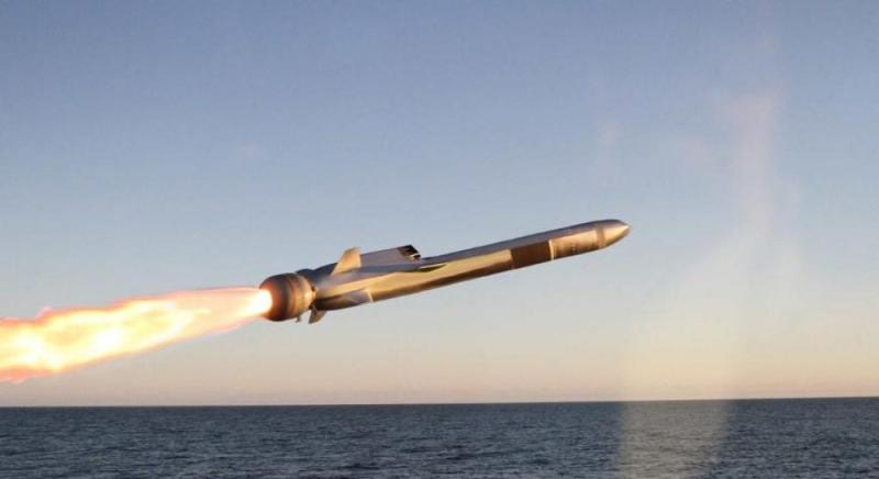 Непомітні та неуловимі: у чому полягають відмінності між гіперзвуковими ракетами та балістичними системами.