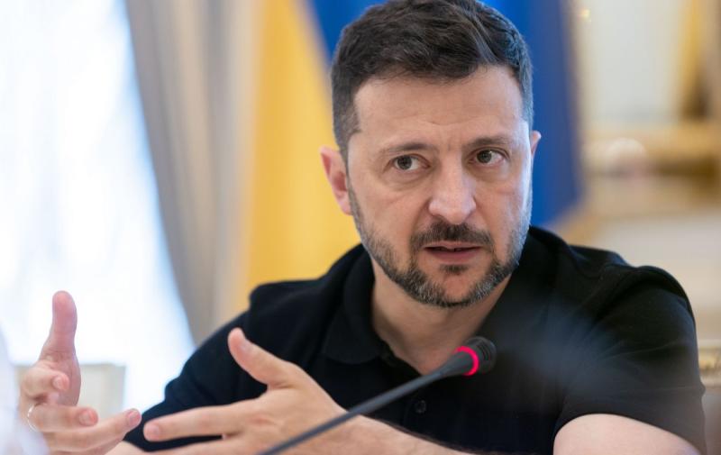 Зеленський прокоментував, хто викликає більше невдоволення у Білому домі - він чи Путін.