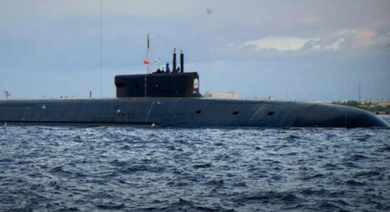 Озброєна 96 ядерними боєголовками: Росія направляє 24-тисячну атомну підводну лодку для патрулювання в Арктиці.