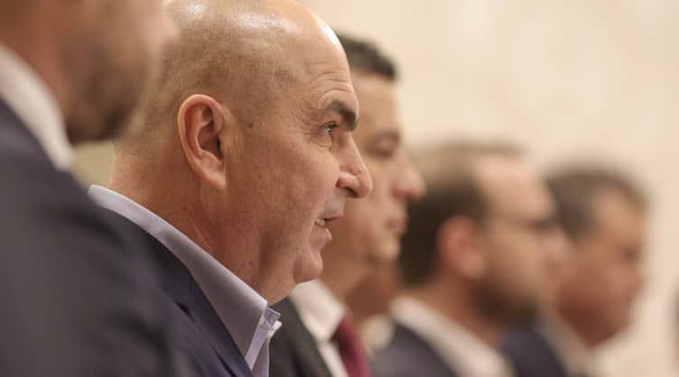 Румунські засоби масової інформації отримали нову інформацію про хід переговорів між політичними партіями щодо призначення нового прем'єр-міністра.
