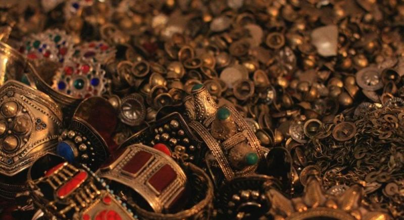 У тритисячолітньому сховищі знайшли ексклюзивні артефакти, виготовлені з металу іншопланетного походження.