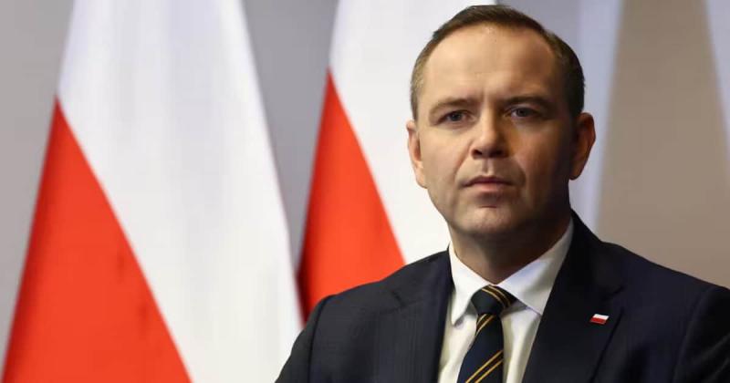 Які загрози для України можуть виникнути внаслідок вибору Навроцького на пост президента Польщі, і чи існують способи їх мінімізації?