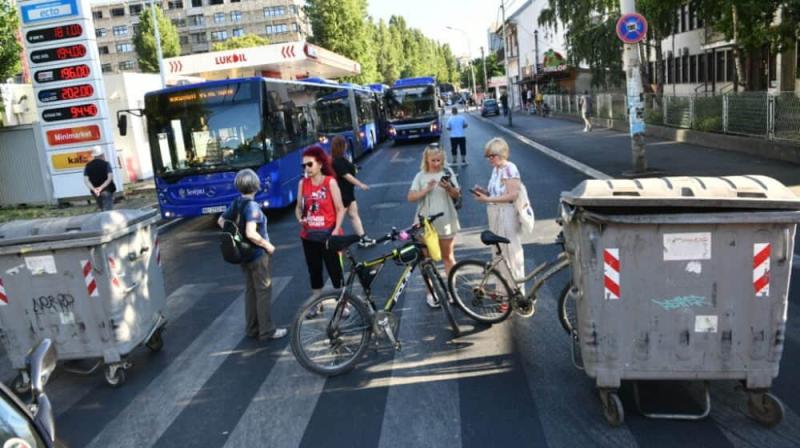 У Сербії відбувається великий протест, під час якого студенти перекривають автомобільні шляхи.