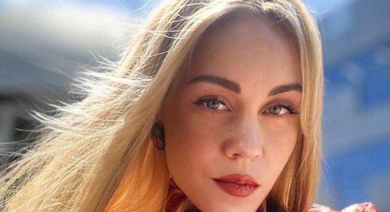 Олена Тополя відкрила, хто перебував у її помешканні в момент вибуху, викликаного російською ракетою, що знищила її квартиру.