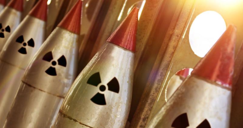 США призупинили постачання озброєння для України — які подальші кроки?