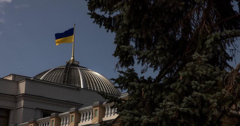 Парламент оголосив канікули: депутат розкрив деталі щодо подальших дій після прийняття закону про НАБУ та САП.