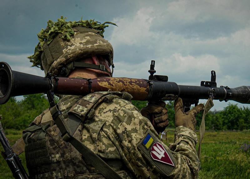 Російські війська здійснюють наступальні дії у 12 різних напрямках, повідомляє Генеральний штаб.