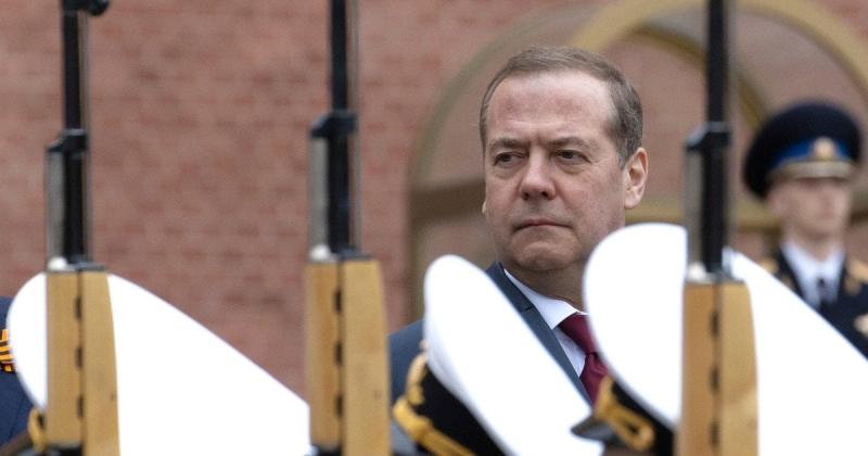 Що ховається за загрозами Медведєва Трампу: аналіз експертів