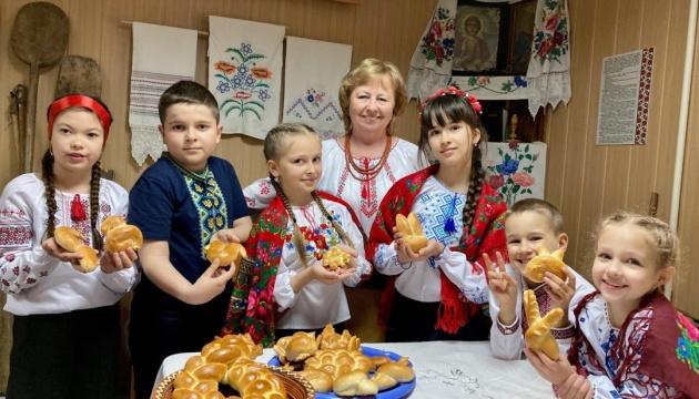 Хліб як символ: на Вінниччині створюють сто різновидів традиційної випічки для обрядів.