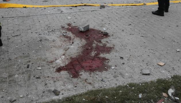 Вчора на Сумщині внаслідок обстрілів з боку російських сил загинула одна дитина, а ще шестеро осіб отримали поранення.