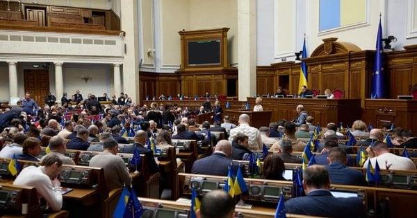 Верховна Рада ухвалила законодавство, що обмежує доступ до майна чиновників.
