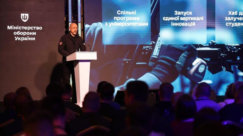 Шмигаль поділився інформацією про створення мережі Kill Web, що забезпечує можливість спостереження за бойовими діями в інтегрованому форматі.