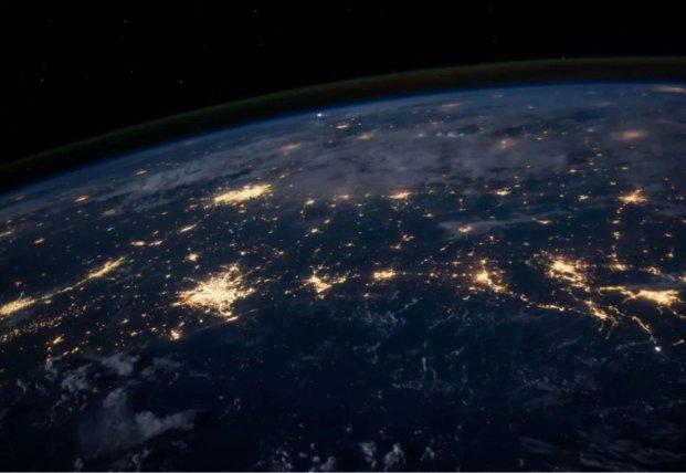 Під час атаки Росії було зафіксовано, як розвідувальні супутники Китаю пролітали над Львовом | FaceNews.ua: новини України.