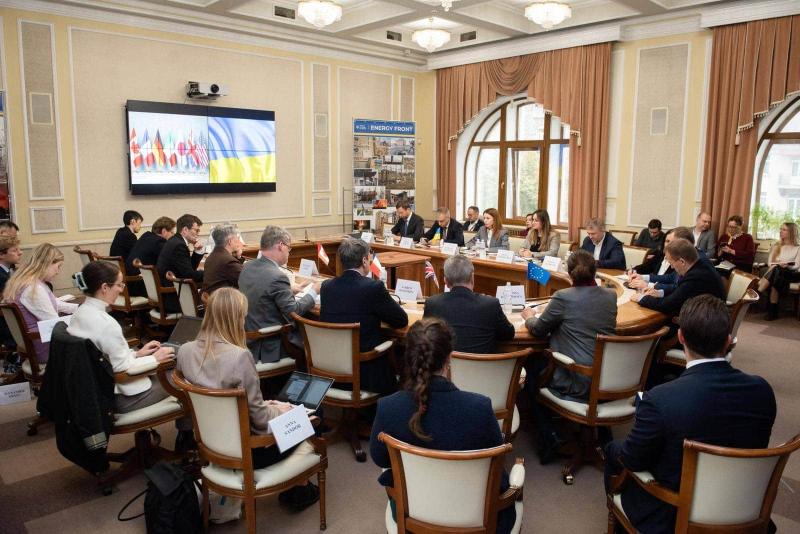 Посли країн G7 провели екстрену нараду у відповідь на атаки Росії на інфраструктурні об'єкти.