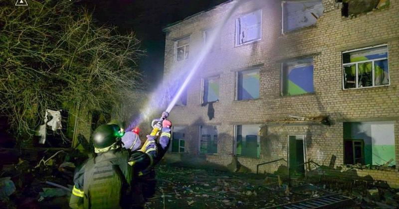 В результаті російських атак на Харківську область постраждали кілька осіб, серед яких є й дитина (фото).
