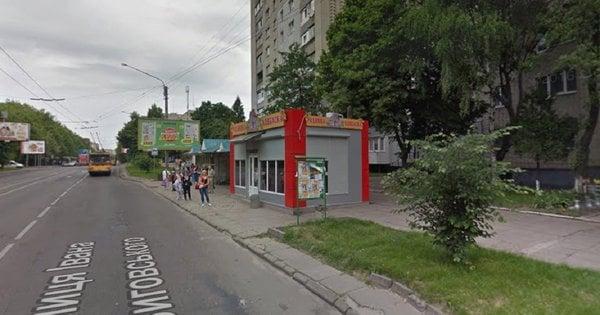 Суд ухвалив рішення про демонтаж нелегального кіоску, розташованого поблизу Скнилівського парку.